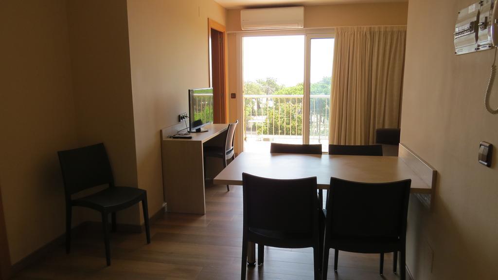 Apartaments Players Malgrat de Mar Εξωτερικό φωτογραφία
